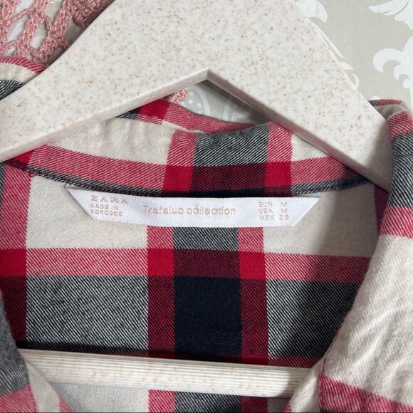 5/$30 Zara Flannel Plaid Crop Button Down Shirt M - Picture 3 of 4